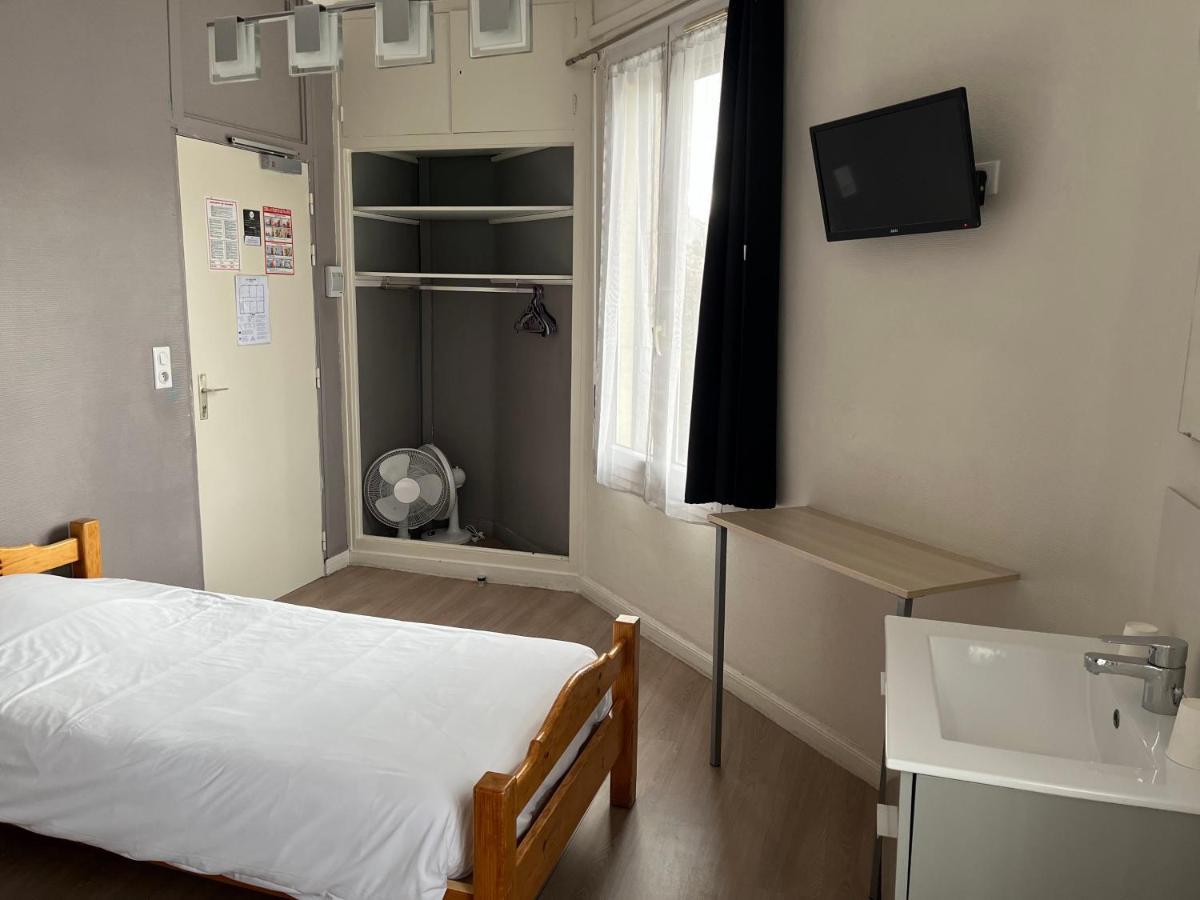 Aux Bons Amis Hotell Reims Exteriör bild